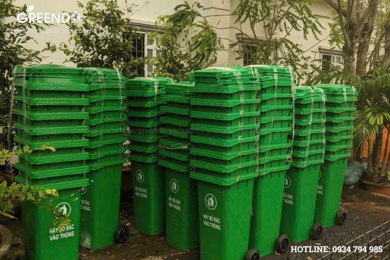 thùng rác nhựa 100l