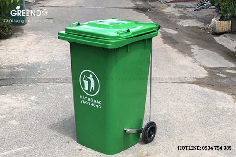 thùng rác 120L đạp chân