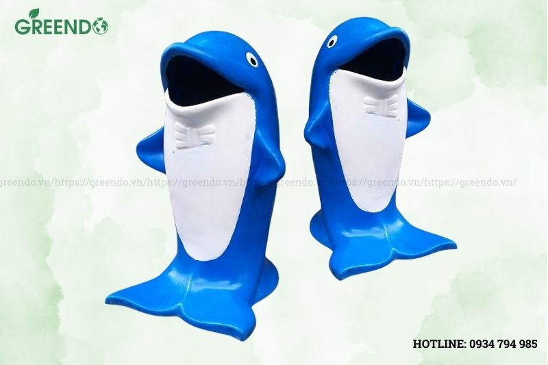 Thùng chứa rác công cộng hình cá heo