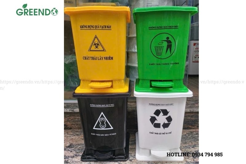 thùng đựng rác đạp chân 20 lít