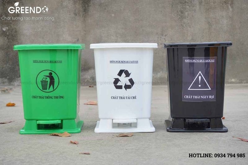 thùng đựng rác y tế 30 lít