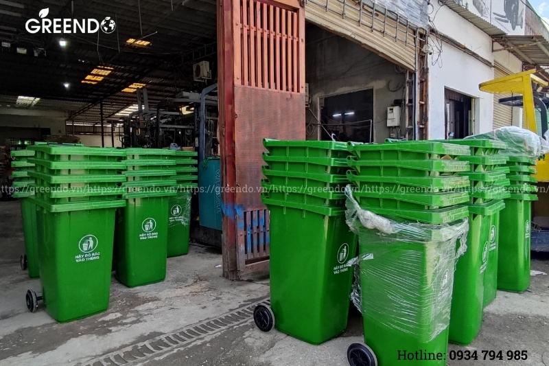 Thùng đựng rác y tế 240L 