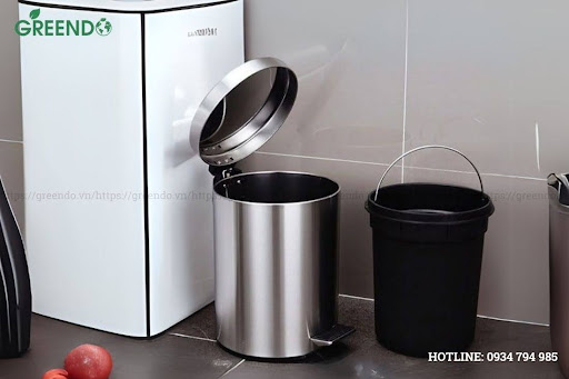 Thùng rác inox đạp chân 30 lít