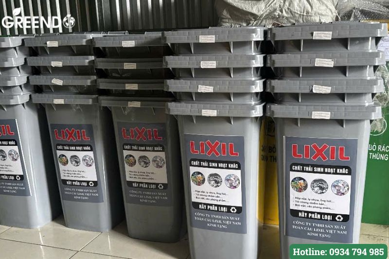 84 thùng rác nhựa 120l giao lixil